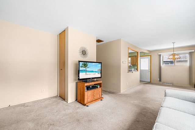 15247 Ridgeway Avenue, Midlothian, IL 60445