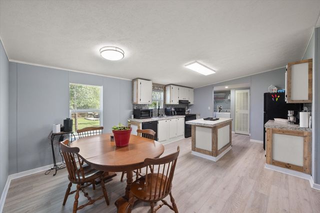 212 SE County Road 3048a, Corsicana, TX 75109