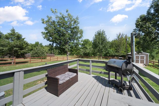 212 SE County Road 3048a, Corsicana, TX 75109
