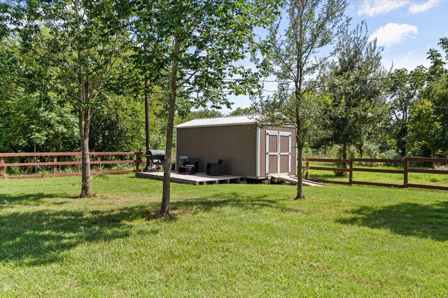 212 SE County Road 3048a, Corsicana, TX 75109