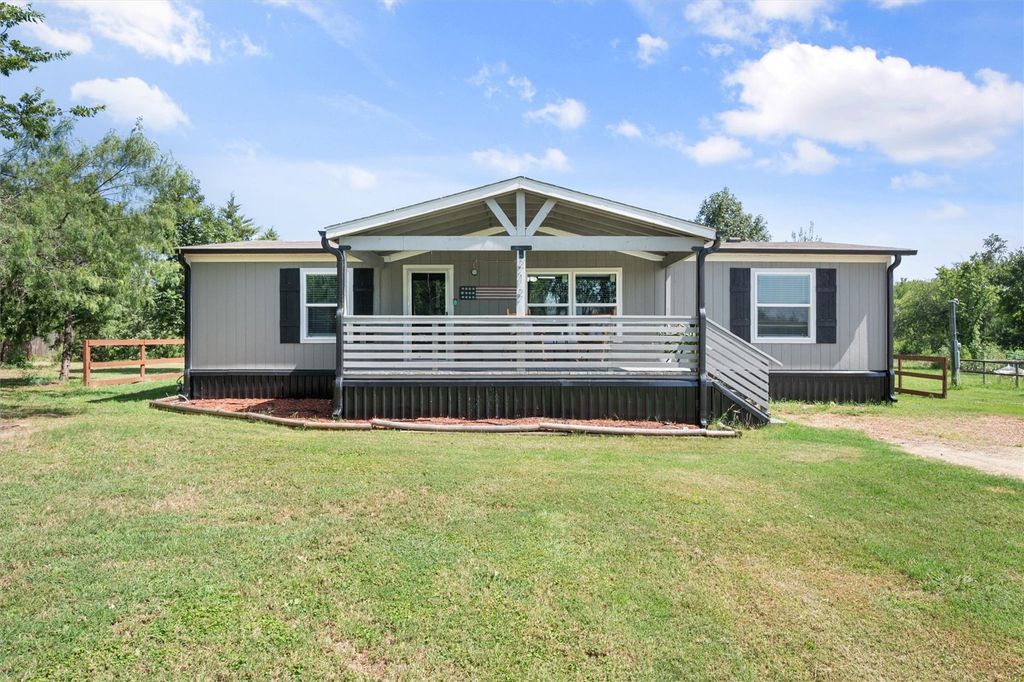 212 SE County Road 3048a, Corsicana, TX 75109