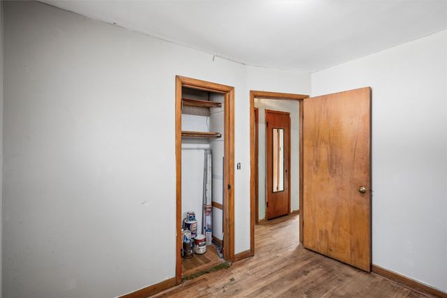 2506 S 8th Avenue E, Newton, IA 50208