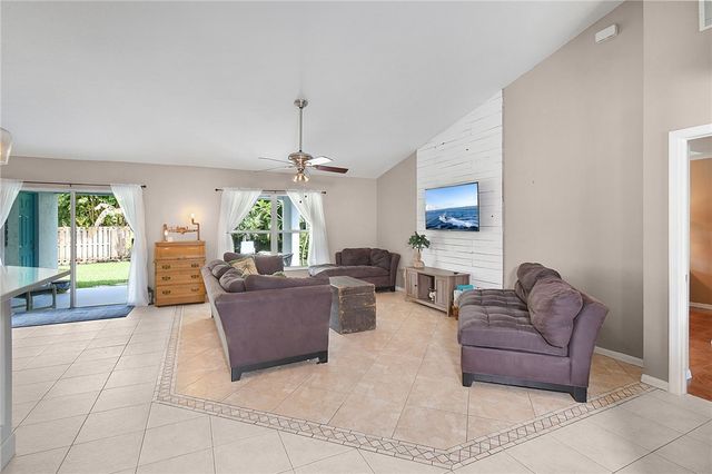 1925 Sylvester Lane, Port St Lucie, FL 34984