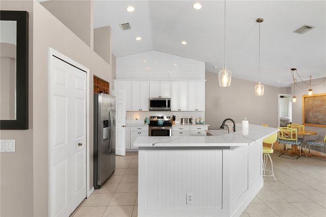 1925 Sylvester Lane, Port St Lucie, FL 34984