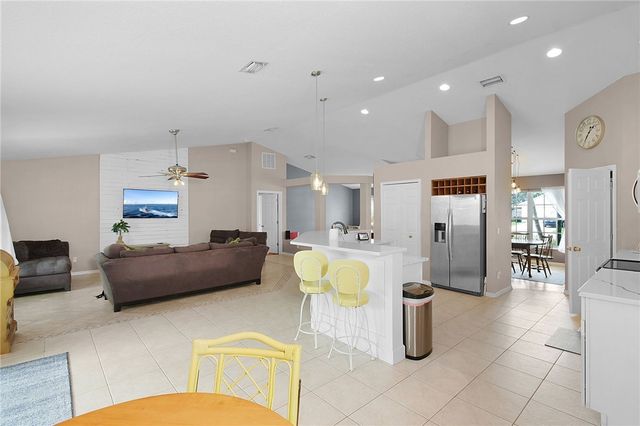 1925 Sylvester Lane, Port St Lucie, FL 34984