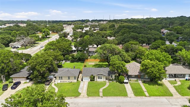 2313 Grandview Drive, Fort Worth, TX 76112