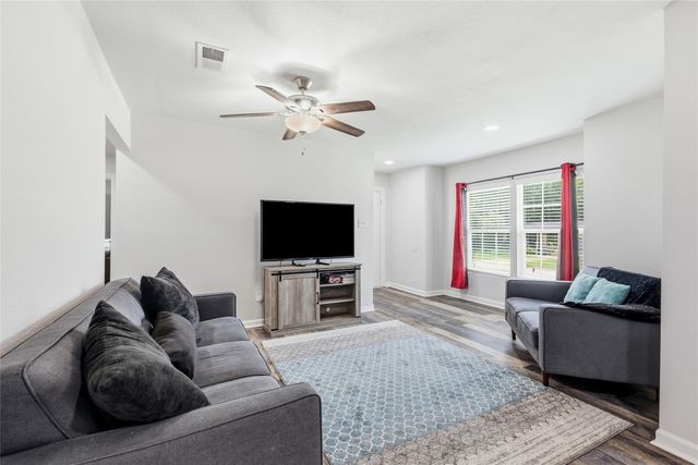 2313 Grandview Drive, Fort Worth, TX 76112