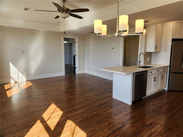 20 State Street 4, Bristol, RI 02809