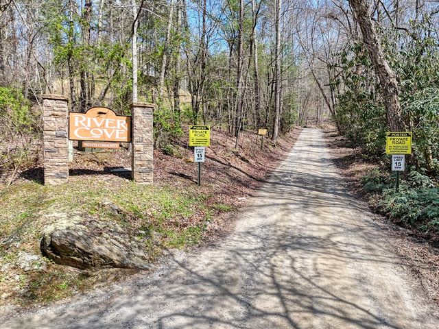 8.43 AC River Cove Lane, Hayesville, NC 28904