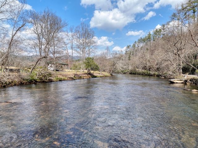 8.43 AC River Cove Lane, Hayesville, NC 28904