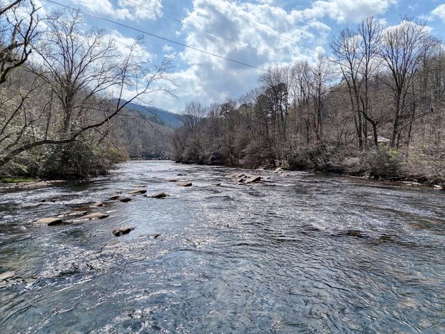 8.43 AC River Cove Lane, Hayesville, NC 28904