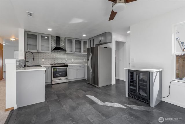 12110 135th Street E, Puyallup, WA 98374