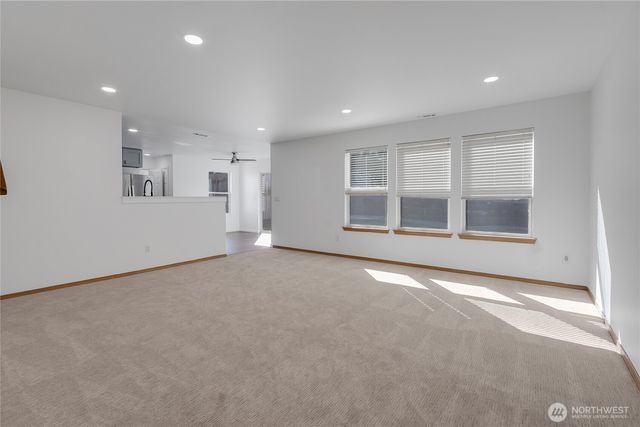 12110 135th Street E, Puyallup, WA 98374