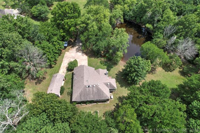 27519 E 159th Street S, Coweta, OK 74429