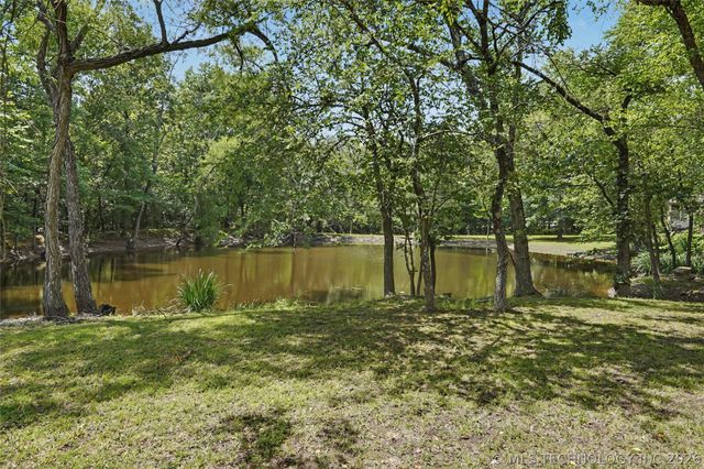 27519 E 159th Street S, Coweta, OK 74429