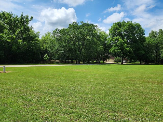 27519 E 159th Street S, Coweta, OK 74429