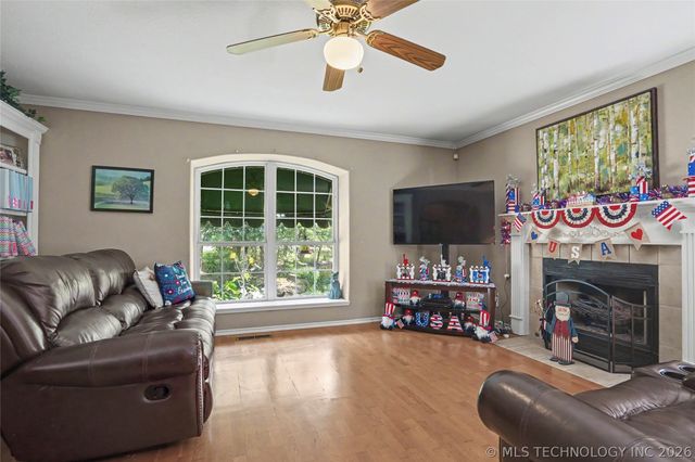 27519 E 159th Street S, Coweta, OK 74429