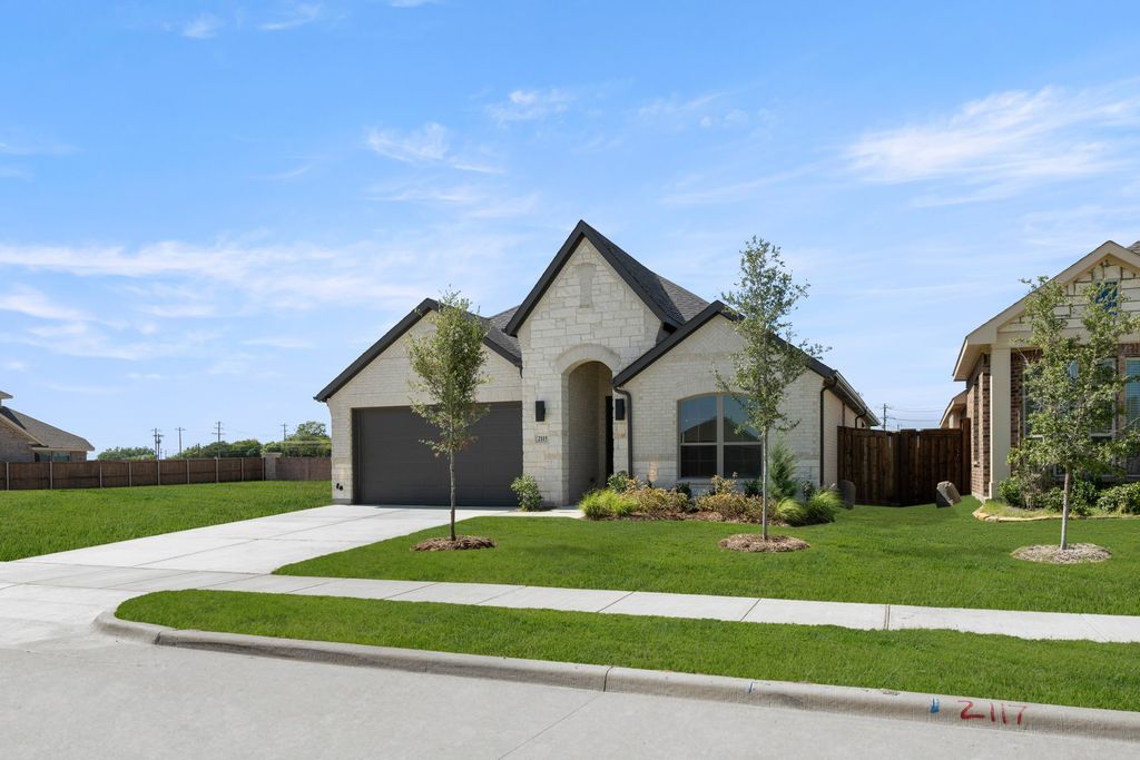 2114 Ash Court, Mansfield, TX 76084 — photo 2