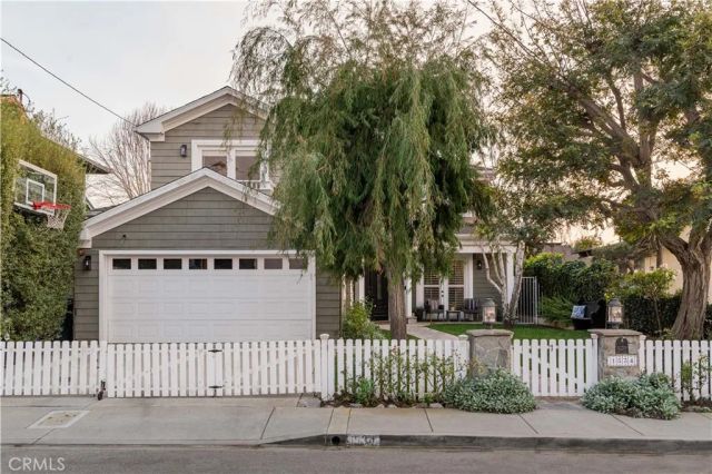 1534 3rd Street, Manhattan Beach, CA 90266
