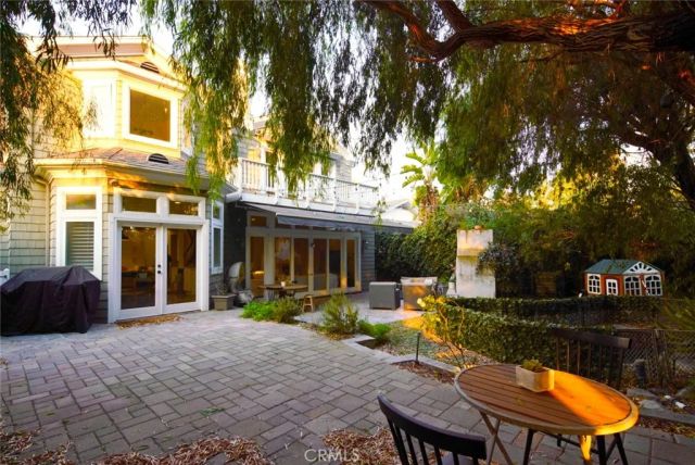 1534 3rd Street, Manhattan Beach, CA 90266