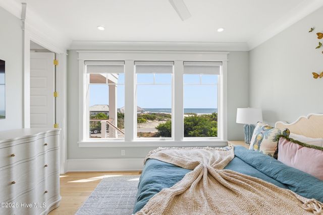 721 Shoals Watch Way, Bald Head Island, NC 28461