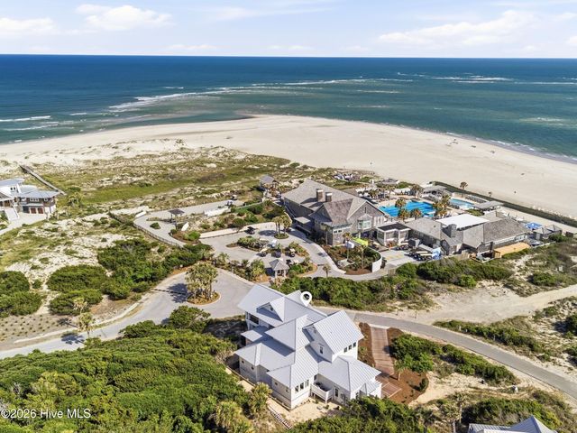 721 Shoals Watch Way, Bald Head Island, NC 28461