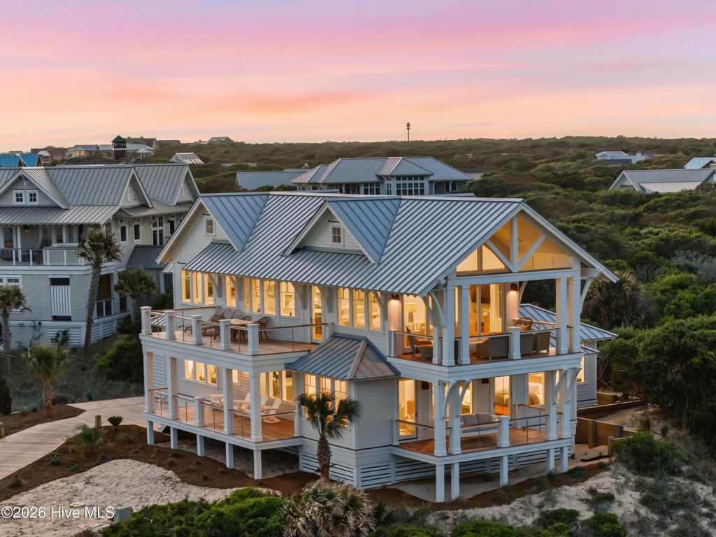 721 Shoals Watch Way, Bald Head Island, NC 28461