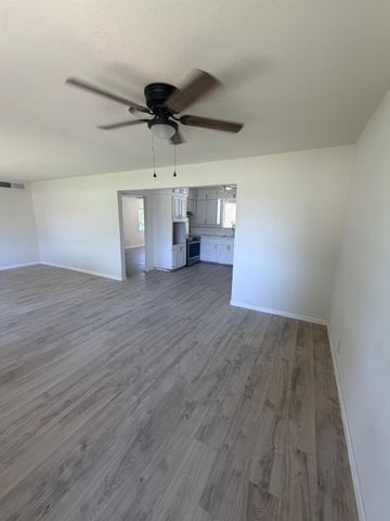 435 S Armstrong, Fresno, CA 93727