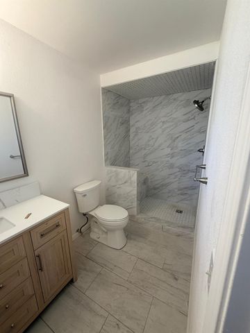 435 S Armstrong, Fresno, CA 93727