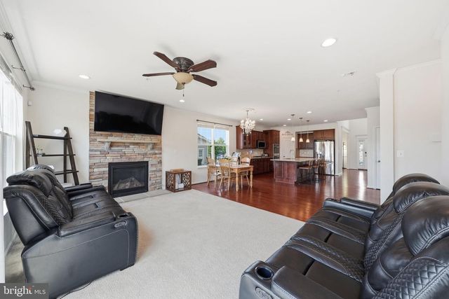 11286 SAINT CHRISTOPHER DR, White Plains, MD 20695