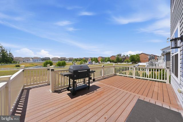 11286 SAINT CHRISTOPHER DR, White Plains, MD 20695