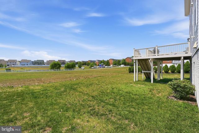 11286 SAINT CHRISTOPHER DR, White Plains, MD 20695