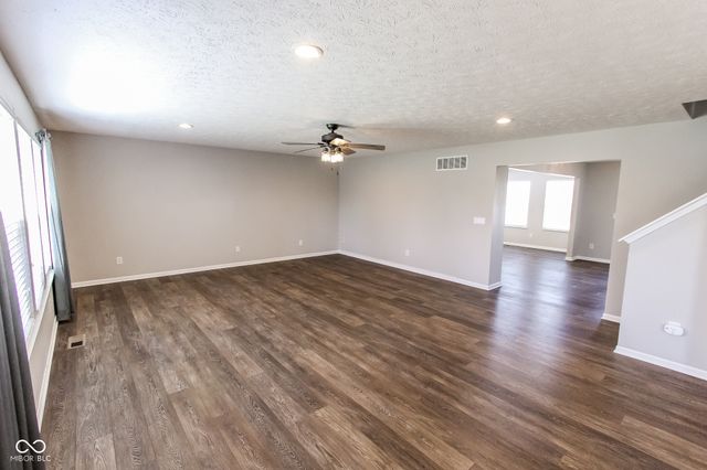 10507 Pokagon Way, Indianapolis, IN 46239