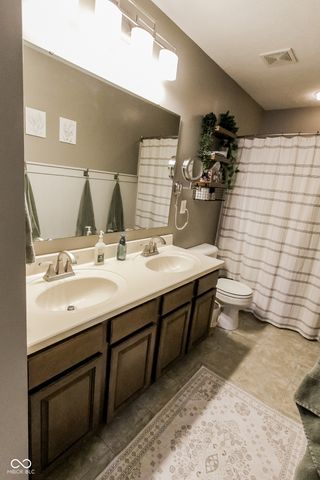 10507 Pokagon Way, Indianapolis, IN 46239