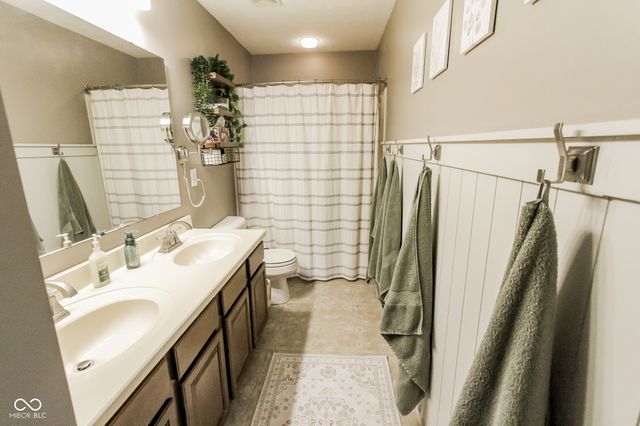 10507 Pokagon Way, Indianapolis, IN 46239