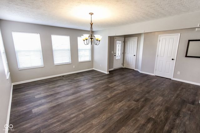 10507 Pokagon Way, Indianapolis, IN 46239