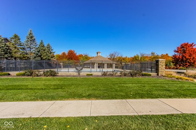 10507 Pokagon Way, Indianapolis, IN 46239