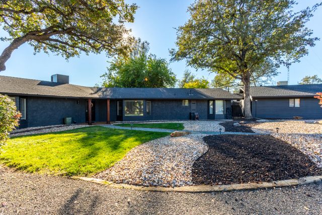 17063 Hawthorne Avenue, Anderson, CA 96007