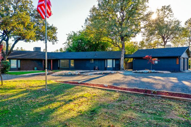 17063 Hawthorne Avenue, Anderson, CA 96007