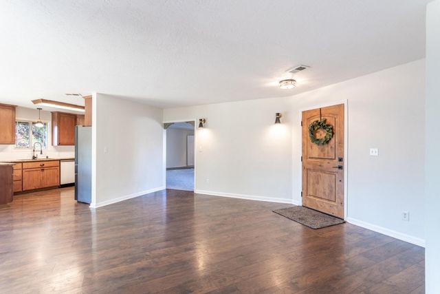 17063 Hawthorne Avenue, Anderson, CA 96007