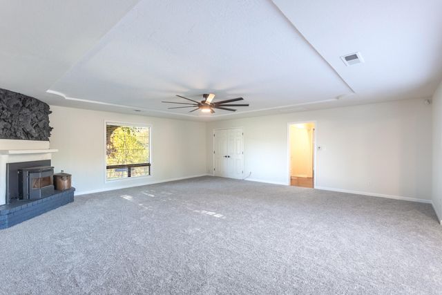 17063 Hawthorne Avenue, Anderson, CA 96007