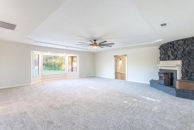 17063 Hawthorne Avenue, Anderson, CA 96007