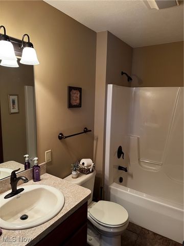 602 Whitetail, Millersburg, OH 44654