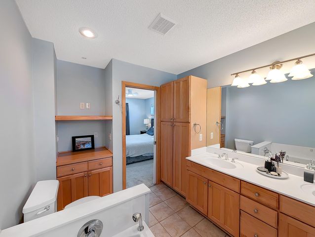 5259 Humboldt Avenue N, Minneapolis, MN 55430