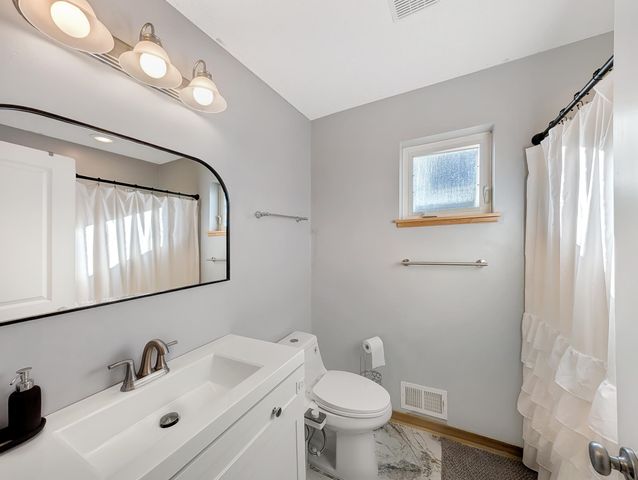 5259 Humboldt Avenue N, Minneapolis, MN 55430