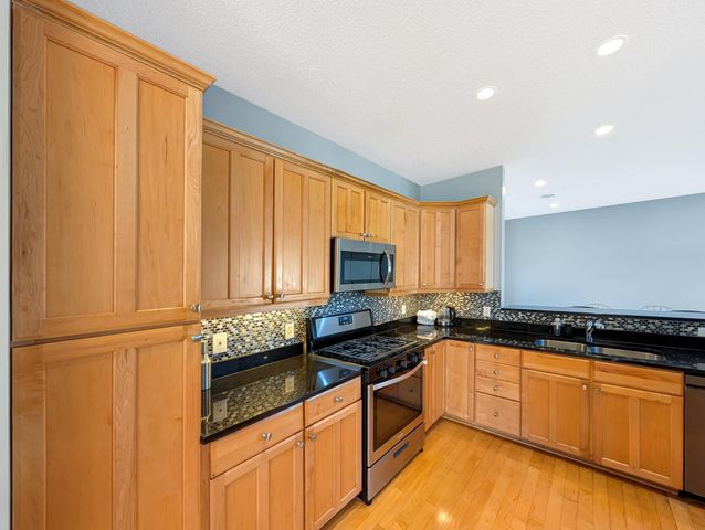 5259 Humboldt Avenue N, Minneapolis, MN 55430