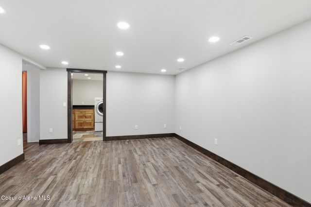 1525 W Miles AVE, Hayden, ID 83835