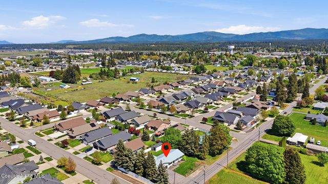 1525 W Miles AVE, Hayden, ID 83835