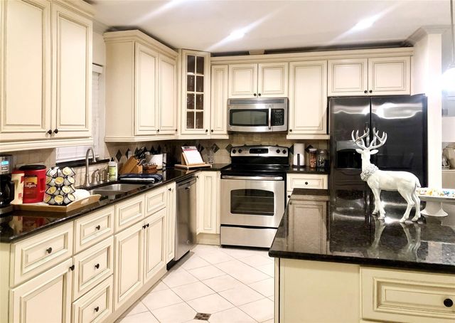 10807 Marsh Lane, Dallas, TX 75229