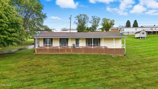 147 Seven Springs Drive, Castlewood, VA 24224